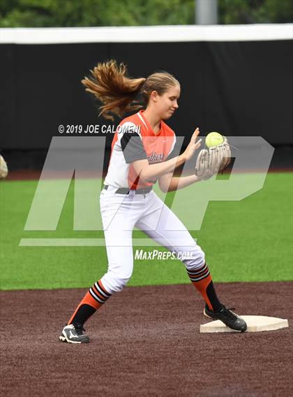Thumbnail 3 in Incarnate Word vs St. Pius X (TAPPS Division I Bi-District) photogallery.