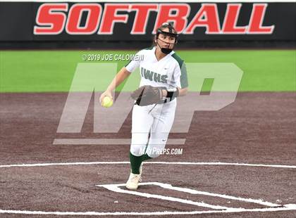 Thumbnail 3 in Incarnate Word vs St. Pius X (TAPPS Division I Bi-District) photogallery.