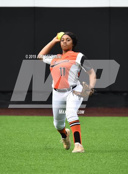 Thumbnail 3 in Incarnate Word vs St. Pius X (TAPPS Division I Bi-District) photogallery.