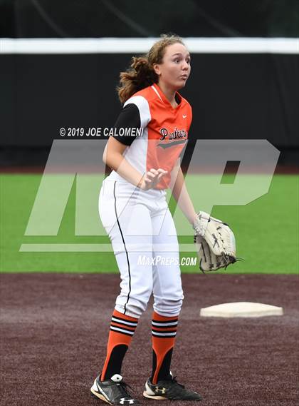Thumbnail 3 in Incarnate Word vs St. Pius X (TAPPS Division I Bi-District) photogallery.