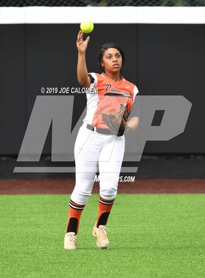 Thumbnail 3 in Incarnate Word vs St. Pius X (TAPPS Division I Bi-District) photogallery.