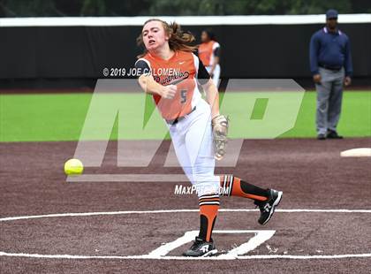 Thumbnail 2 in Incarnate Word vs St. Pius X (TAPPS Division I Bi-District) photogallery.