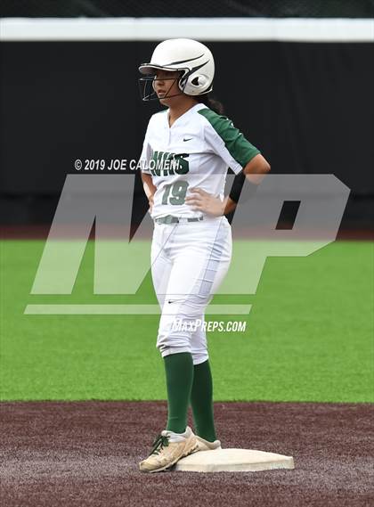 Thumbnail 2 in Incarnate Word vs St. Pius X (TAPPS Division I Bi-District) photogallery.