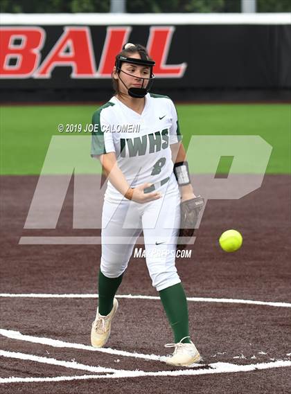 Thumbnail 2 in Incarnate Word vs St. Pius X (TAPPS Division I Bi-District) photogallery.