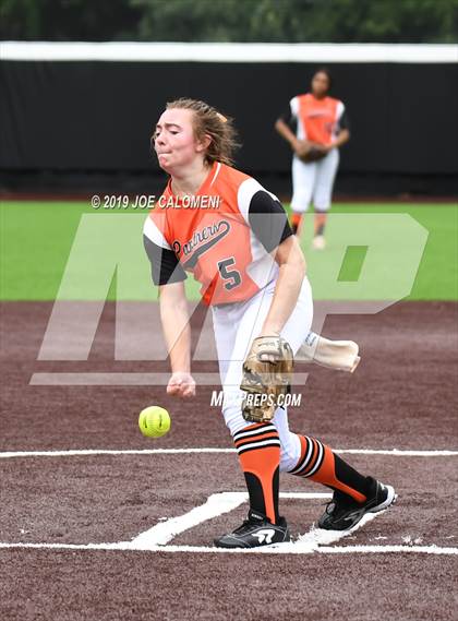 Thumbnail 2 in Incarnate Word vs St. Pius X (TAPPS Division I Bi-District) photogallery.