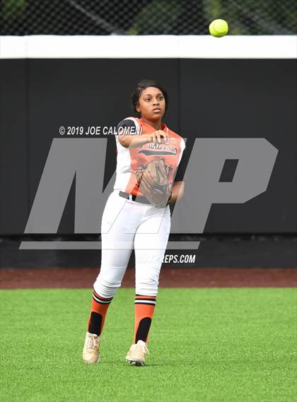 Thumbnail 1 in Incarnate Word vs St. Pius X (TAPPS Division I Bi-District) photogallery.