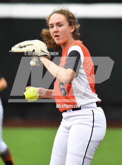 Thumbnail 1 in Incarnate Word vs St. Pius X (TAPPS Division I Bi-District) photogallery.