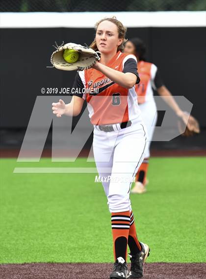 Thumbnail 1 in Incarnate Word vs St. Pius X (TAPPS Division I Bi-District) photogallery.