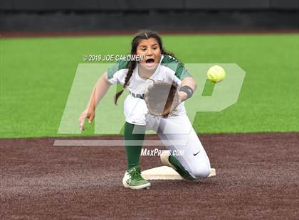 Thumbnail 1 in Incarnate Word vs St. Pius X (TAPPS Division I Bi-District) photogallery.