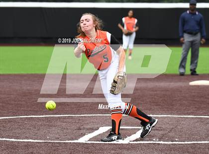 Thumbnail 3 in Incarnate Word vs St. Pius X (TAPPS Division I Bi-District) photogallery.