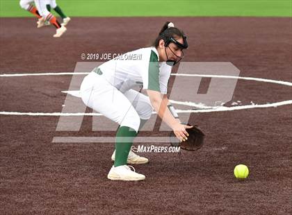 Thumbnail 1 in Incarnate Word vs St. Pius X (TAPPS Division I Bi-District) photogallery.