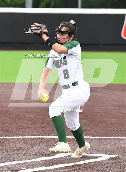 Thumbnail 1 in Incarnate Word vs St. Pius X (TAPPS Division I Bi-District) photogallery.