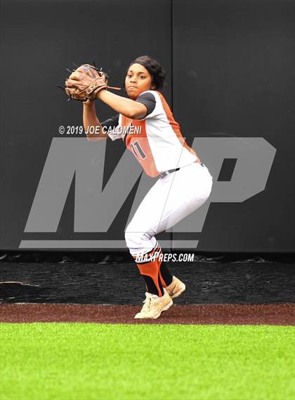 Thumbnail 2 in Incarnate Word vs St. Pius X (TAPPS Division I Bi-District) photogallery.