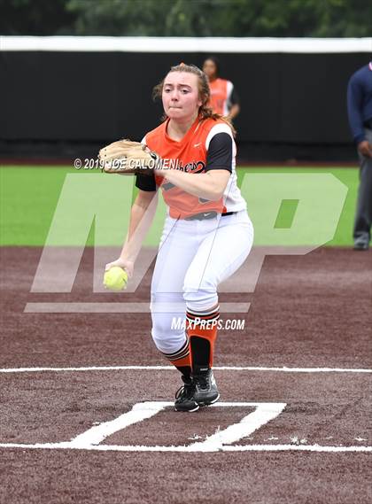 Thumbnail 2 in Incarnate Word vs St. Pius X (TAPPS Division I Bi-District) photogallery.