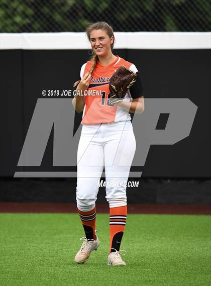 Thumbnail 1 in Incarnate Word vs St. Pius X (TAPPS Division I Bi-District) photogallery.