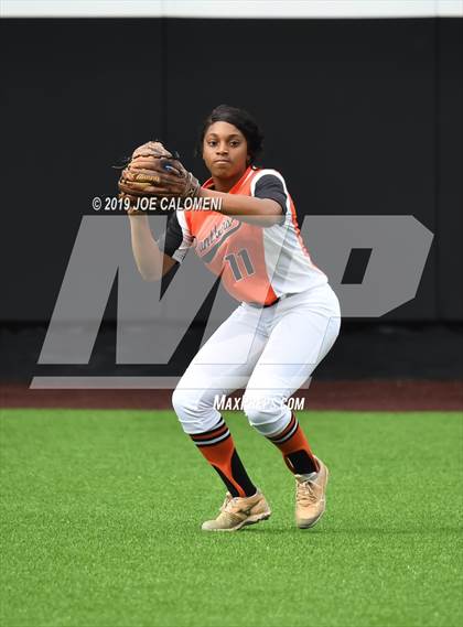 Thumbnail 3 in Incarnate Word vs St. Pius X (TAPPS Division I Bi-District) photogallery.