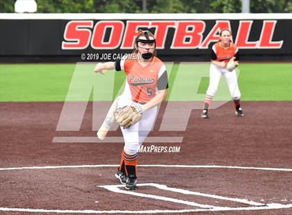 Thumbnail 3 in Incarnate Word vs St. Pius X (TAPPS Division I Bi-District) photogallery.