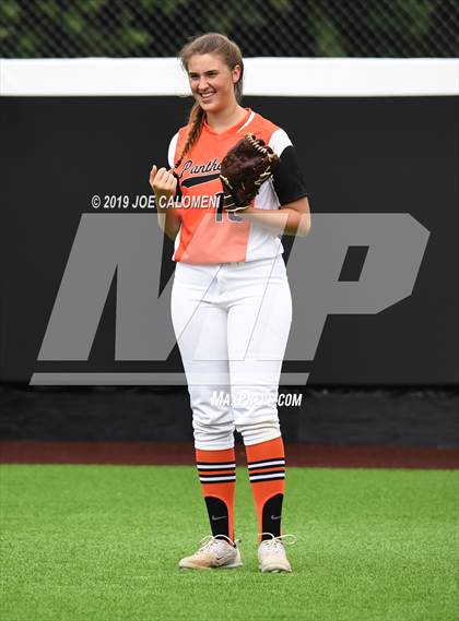 Thumbnail 1 in Incarnate Word vs St. Pius X (TAPPS Division I Bi-District) photogallery.