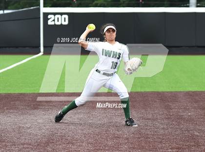 Thumbnail 1 in Incarnate Word vs St. Pius X (TAPPS Division I Bi-District) photogallery.