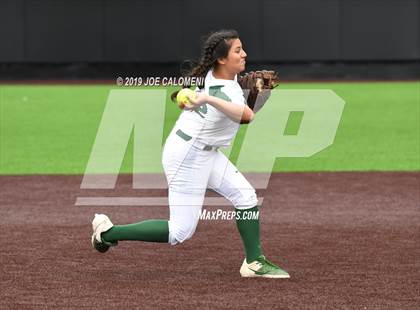 Thumbnail 1 in Incarnate Word vs St. Pius X (TAPPS Division I Bi-District) photogallery.