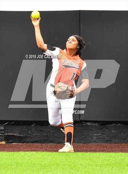 Thumbnail 1 in Incarnate Word vs St. Pius X (TAPPS Division I Bi-District) photogallery.