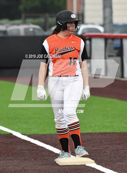 Thumbnail 1 in Incarnate Word vs St. Pius X (TAPPS Division I Bi-District) photogallery.