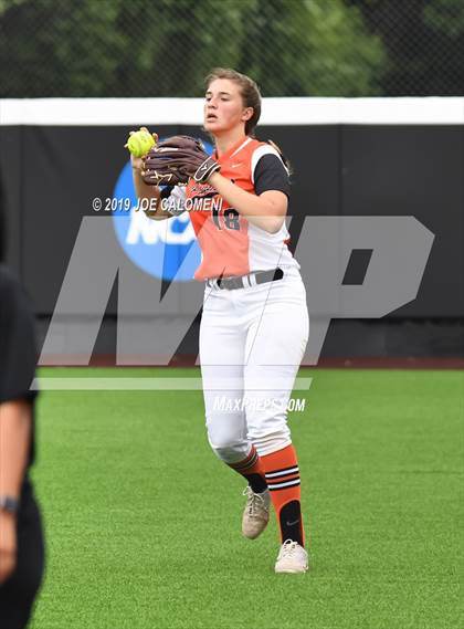 Thumbnail 2 in Incarnate Word vs St. Pius X (TAPPS Division I Bi-District) photogallery.