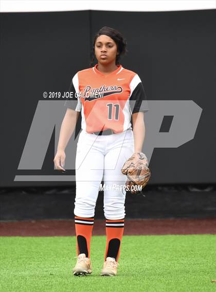 Thumbnail 1 in Incarnate Word vs St. Pius X (TAPPS Division I Bi-District) photogallery.
