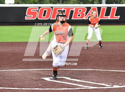 Thumbnail 1 in Incarnate Word vs St. Pius X (TAPPS Division I Bi-District) photogallery.