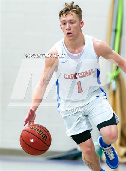Thumbnail 3 in Cape Coral vs Village Christian Academy (Village Christian Holiday Tournament) photogallery.