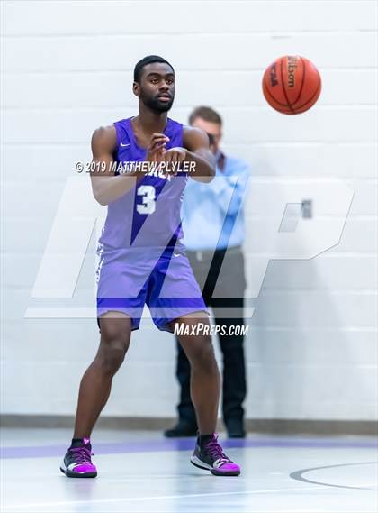 Thumbnail 1 in Cape Coral vs Village Christian Academy (Village Christian Holiday Tournament) photogallery.