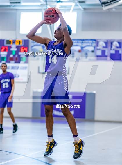 Thumbnail 2 in Cape Coral vs Village Christian Academy (Village Christian Holiday Tournament) photogallery.