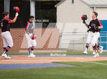 Thumbnail 3 in Westlake vs. Lake Travis photogallery.