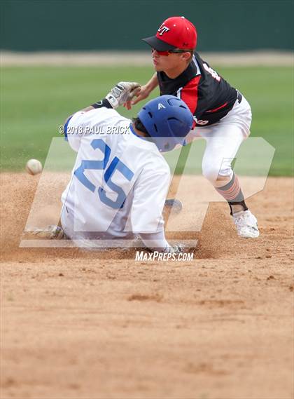 Thumbnail 1 in Westlake vs. Lake Travis photogallery.