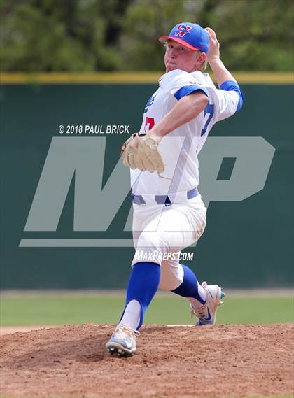 Thumbnail 1 in Westlake vs. Lake Travis photogallery.
