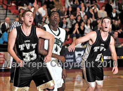 Thumbnail 1 in Ribet Academy vs. Tarbut V'torah (CIF SS D6AA Final) photogallery.