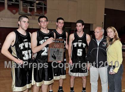 Thumbnail 1 in Ribet Academy vs. Tarbut V'torah (CIF SS D6AA Final) photogallery.