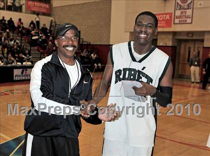 Thumbnail 1 in Ribet Academy vs. Tarbut V'torah (CIF SS D6AA Final) photogallery.