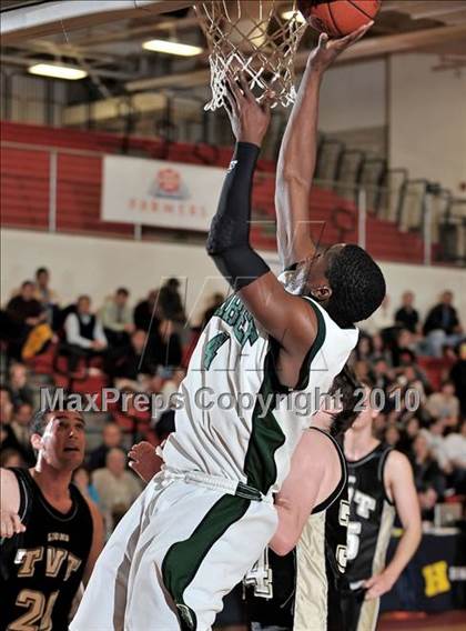 Thumbnail 1 in Ribet Academy vs. Tarbut V'torah (CIF SS D6AA Final) photogallery.
