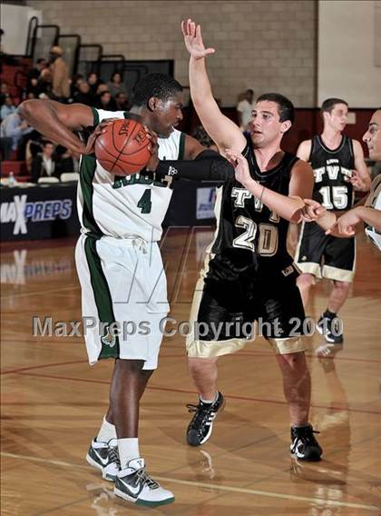 Thumbnail 1 in Ribet Academy vs. Tarbut V'torah (CIF SS D6AA Final) photogallery.