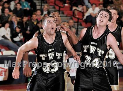 Thumbnail 2 in Ribet Academy vs. Tarbut V'torah (CIF SS D6AA Final) photogallery.