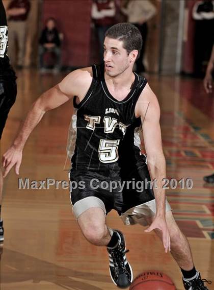 Thumbnail 2 in Ribet Academy vs. Tarbut V'torah (CIF SS D6AA Final) photogallery.
