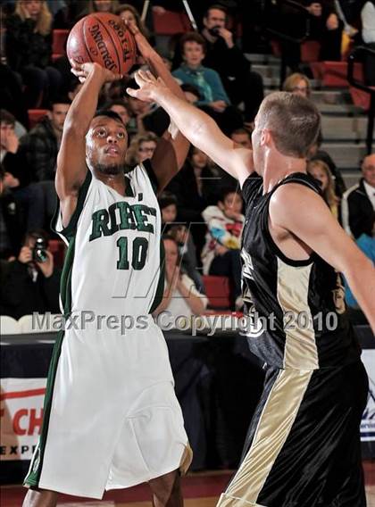 Thumbnail 2 in Ribet Academy vs. Tarbut V'torah (CIF SS D6AA Final) photogallery.