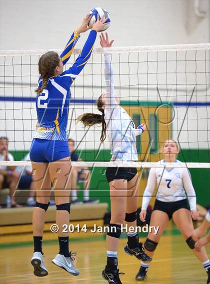 Thumbnail 1 in Clovis vs. Villa Park (Durango Fall Classic) photogallery.