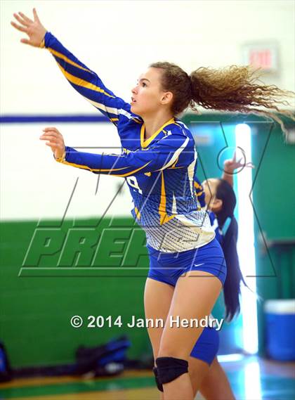 Thumbnail 1 in Clovis vs. Villa Park (Durango Fall Classic) photogallery.