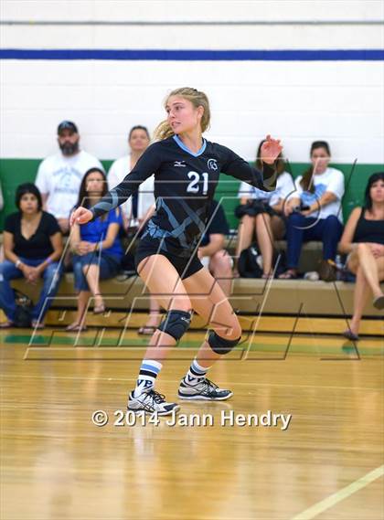 Thumbnail 2 in Clovis vs. Villa Park (Durango Fall Classic) photogallery.