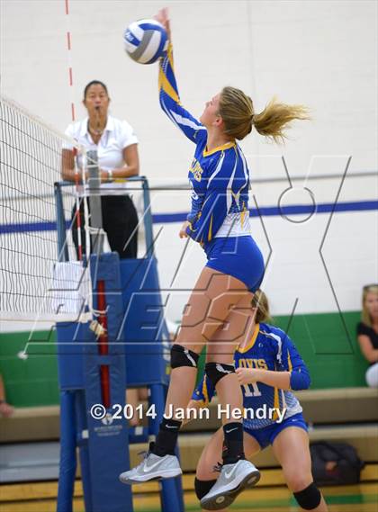 Thumbnail 2 in Clovis vs. Villa Park (Durango Fall Classic) photogallery.