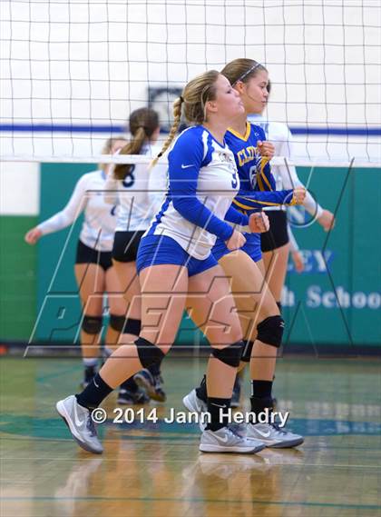 Thumbnail 3 in Clovis vs. Villa Park (Durango Fall Classic) photogallery.