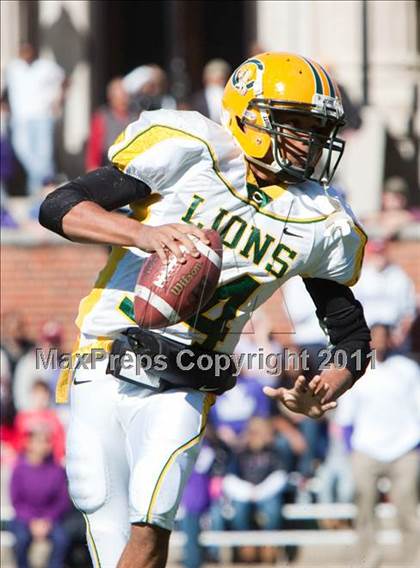 Thumbnail 3 in Archbishop Carroll @ Gonzaga photogallery.