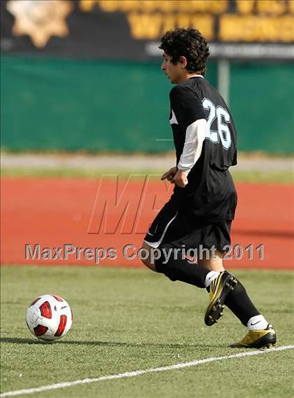 Thumbnail 3 in Parker vs. Salesian (CIF SoCal D3 Regional Final) photogallery.